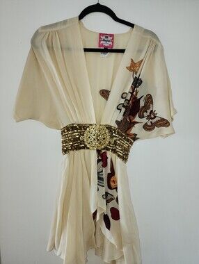 Meghan LA Cream Floral-Accented Kimono Blouse